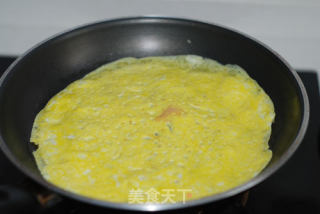 咖喱蛋包饭的做法步骤：1