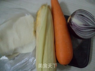 云吞的花样吃，荤素搭配，营养美味——云吞帽的做法步骤：1
