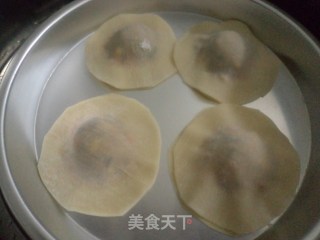 云吞的花样吃，荤素搭配，营养美味——云吞帽的做法步骤：11