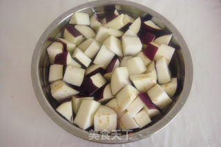 酱香茄子的做法步骤：1