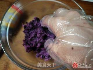 紫薯炼乳月饼的做法步骤：5