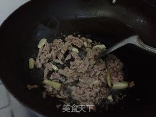 小炒牛肉的做法步骤：4