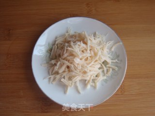 豉香鸡丝拌金针的做法步骤：2