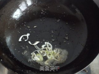 酱爆桃仁鸡丁的做法步骤：8