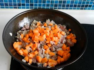 咖喱牛肉饭的做法步骤：9