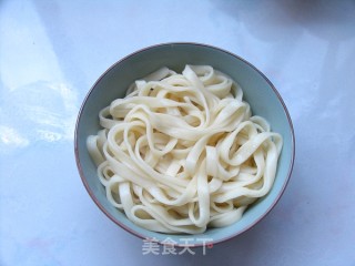 比肉更好吃——双菇炸酱面的做法步骤：11