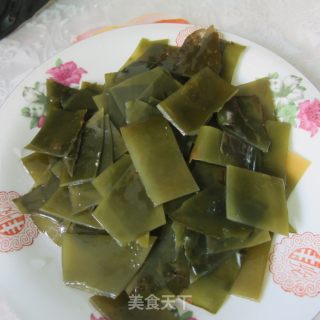 高汤炖海带的做法步骤：1