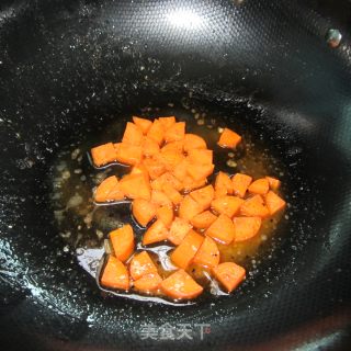 红萝卜烧豆腐的做法步骤：4