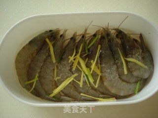 酸酸甜甜过周末——柠檬炸虾的做法步骤：3