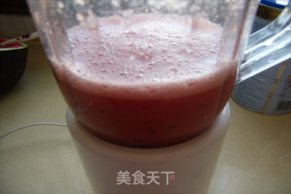 美味西瓜汁的做法步骤：4