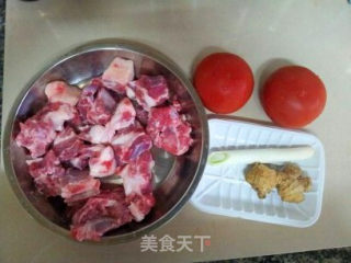 番茄排骨的做法步骤：1