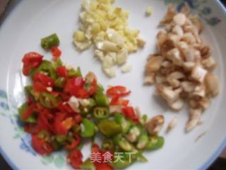 酸菜炒肉末的做法步骤：3