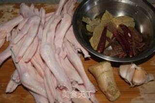 香卤鸭掌的做法步骤：1