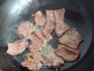 街头小吃——烧饼夹里脊的做法步骤：9