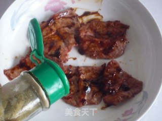 街头小吃——烧饼夹里脊的做法步骤：11