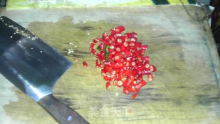 香辣牛肉酱的做法步骤：2