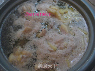 做给宝宝的营养美味——鸡腿菜汤的做法步骤：4