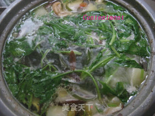 做给宝宝的营养美味——鸡腿菜汤的做法步骤：8
