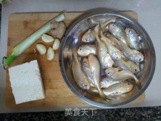 梅鱼豆腐的做法步骤：1