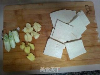 梅鱼豆腐的做法步骤：2