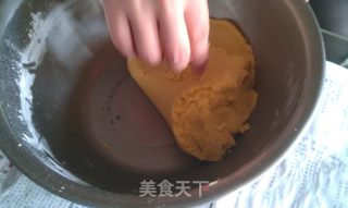 小猪糯香窝窝头的做法步骤：4
