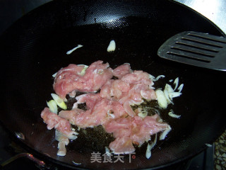仔姜炒肉片的做法步骤：7