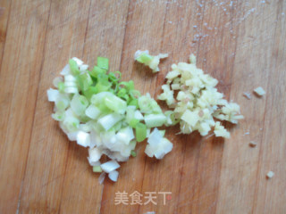 黄瓜爆鲈鱼的做法步骤：12