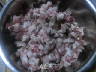家常卤肉饭的做法步骤：1