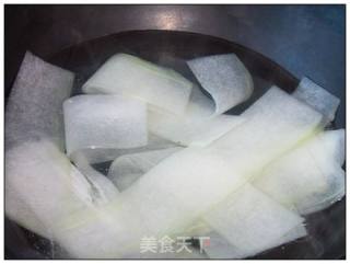 冬瓜虾卷的做法步骤：7