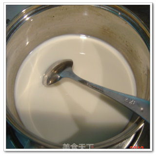 简单也可以很美味------雪花椰香奶冻的做法步骤：3