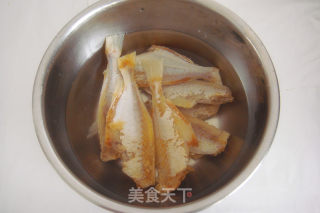香煎三肉鱼的做法步骤：1