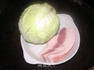 家常手撕包菜的做法步骤：1