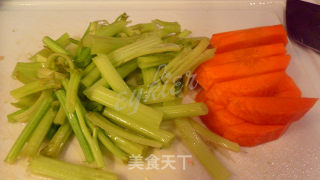 减肥菜谱【辣炒魔芋】的做法步骤：3