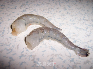 清新鲜美的清炒虾仁的做法步骤：4