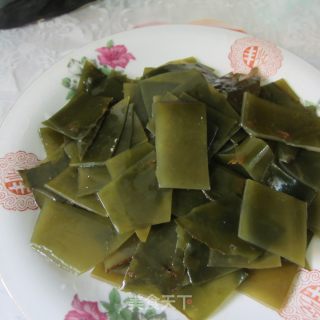 红萝卜焖海带的做法步骤：2