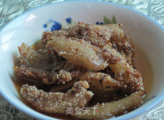 客家菜---香菜鱼香五花肉的做法步骤：1