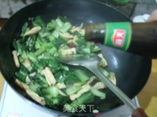 金秋小清新——青菜炒腐竹的做法步骤：8