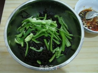 香拌蕨根粉的做法步骤：3