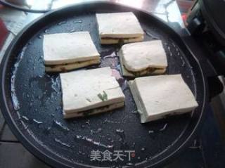 电饼铛烤傣味豆腐的做法步骤：7