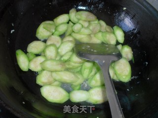 丝瓜炒蛋的做法步骤：5