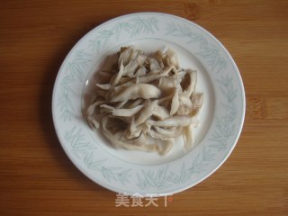 平菇豆腐味噌汤的做法步骤：4