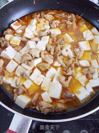 【麻辣鸡腿豆腐】的做法步骤：15
