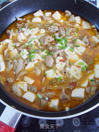 【麻辣鸡腿豆腐】的做法步骤：17