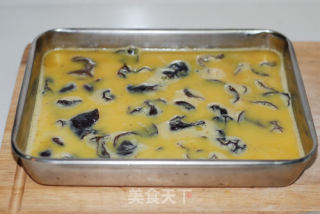 【沸腾你的美食梦想】【焖蛋】本帮三鲜汤的必备食材的做法步骤：4
