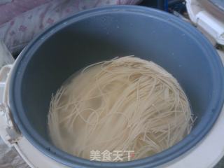 咖喱土豆拌面的做法步骤：2
