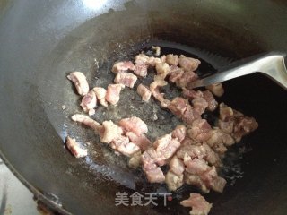 宫爆肉丁的做法步骤：4