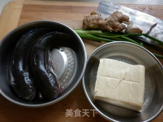 蟹虎炖嫩豆腐的做法步骤：1