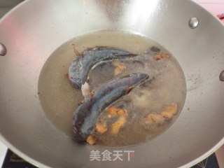 蟹虎炖嫩豆腐的做法步骤：5