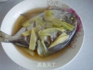 清蒸平鱼的做法步骤：8