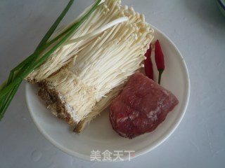 白灼里脊的做法步骤：1